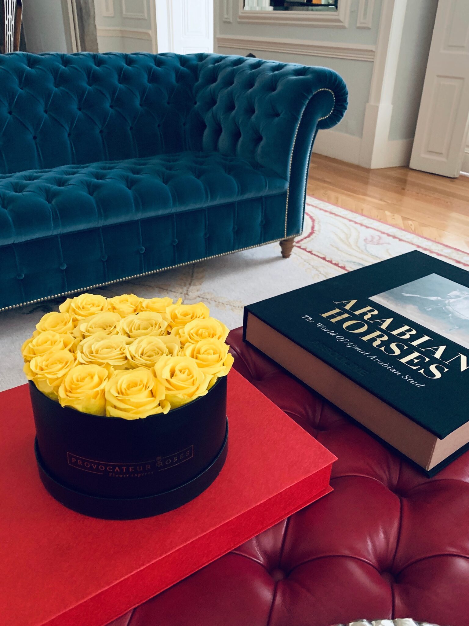 Caja rosas preservadas amarillas 22cm