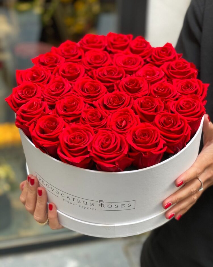 Caja Redonda de Rosas Preservadas red