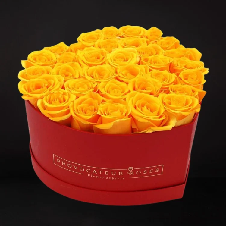 Коробка-сердце с стабилизированными розами