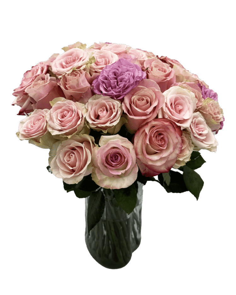 Assorted pink roses bouquet