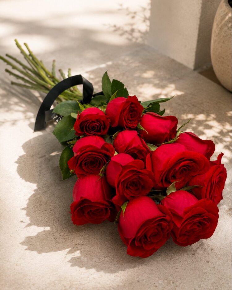 Ramo de Rosas Frescas rojas