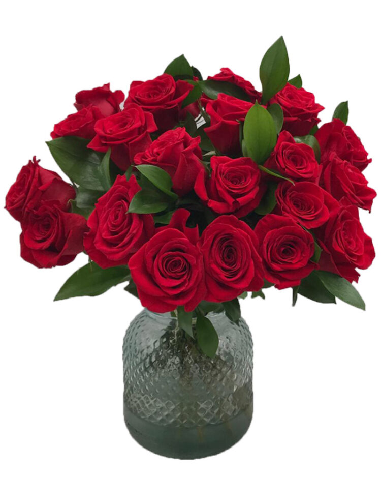 Ramo variado de 21 rosas rojas