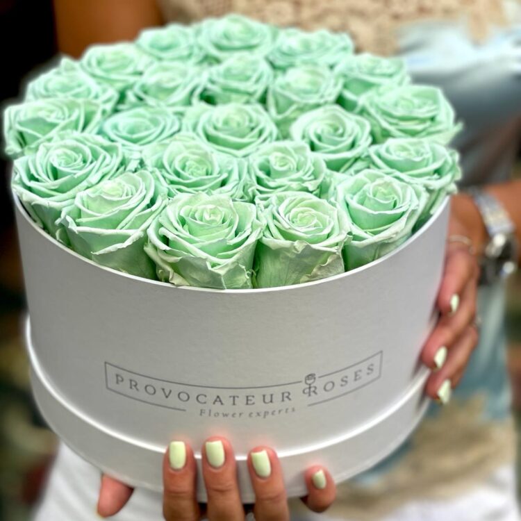 Caja Redonda de Rosas Preservadas Tiffany