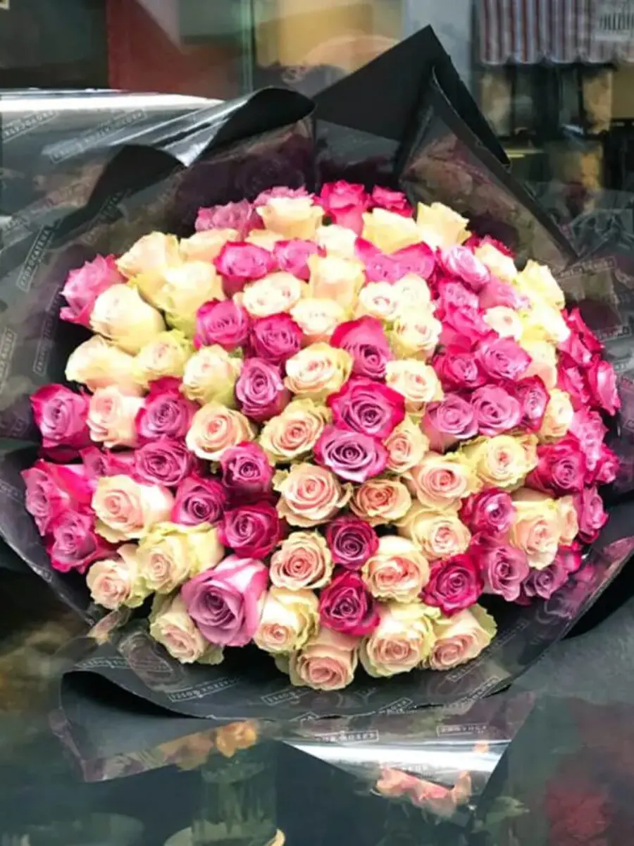 Premium two-tone bouquet