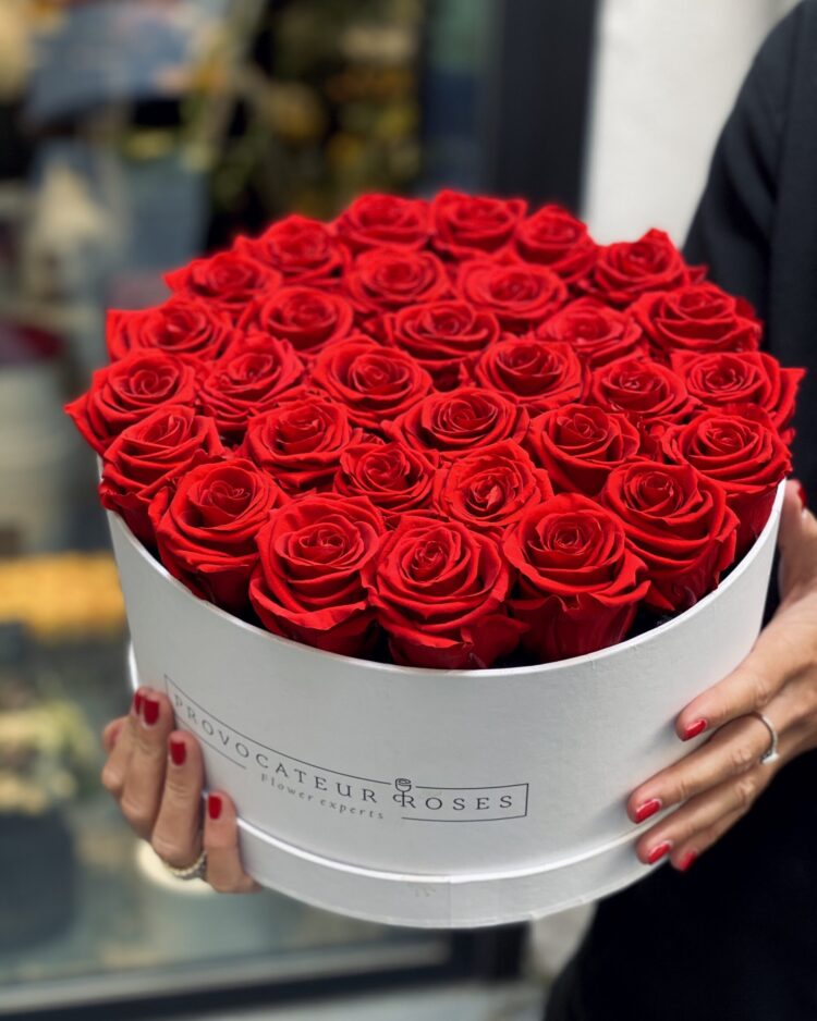 Caja Redonda de Rosas Frescas