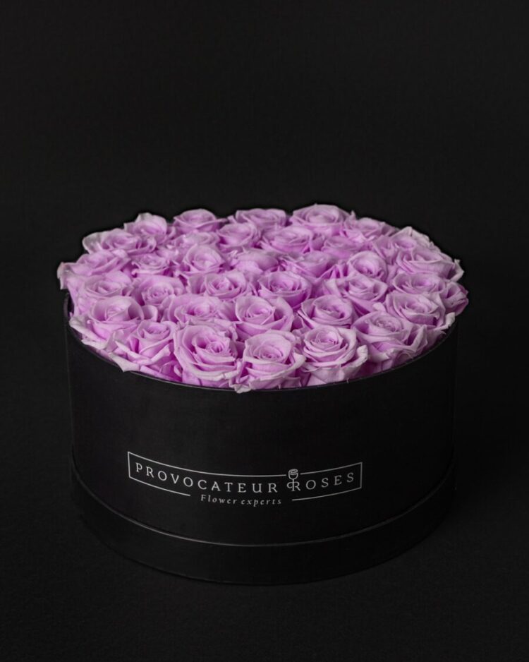 Caja Redonda Negra Rosas Eternas Baby lili