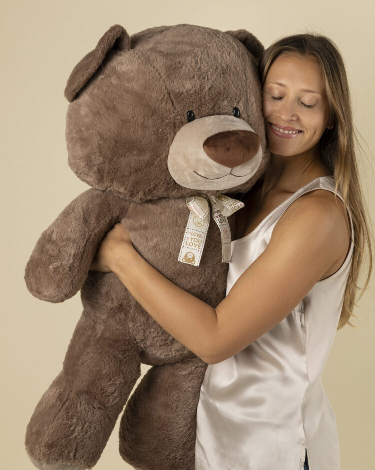 Oso Gigante con lazo