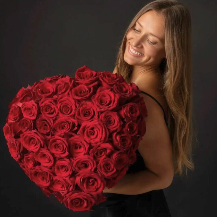 50 Heart Roses