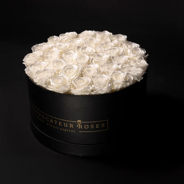 White Pearl Infinite Rose Box