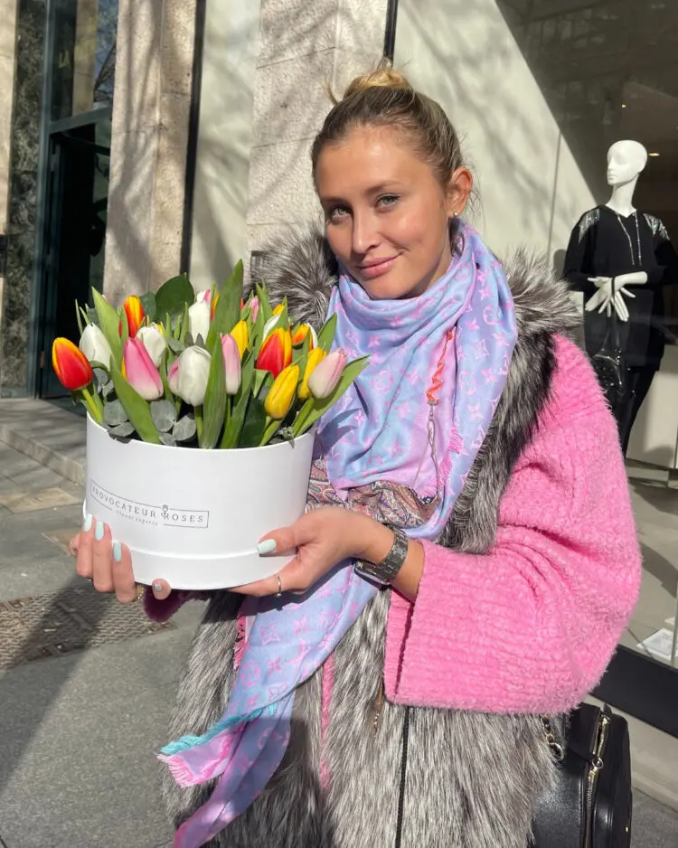 Box of colorful tulips (35 stems)