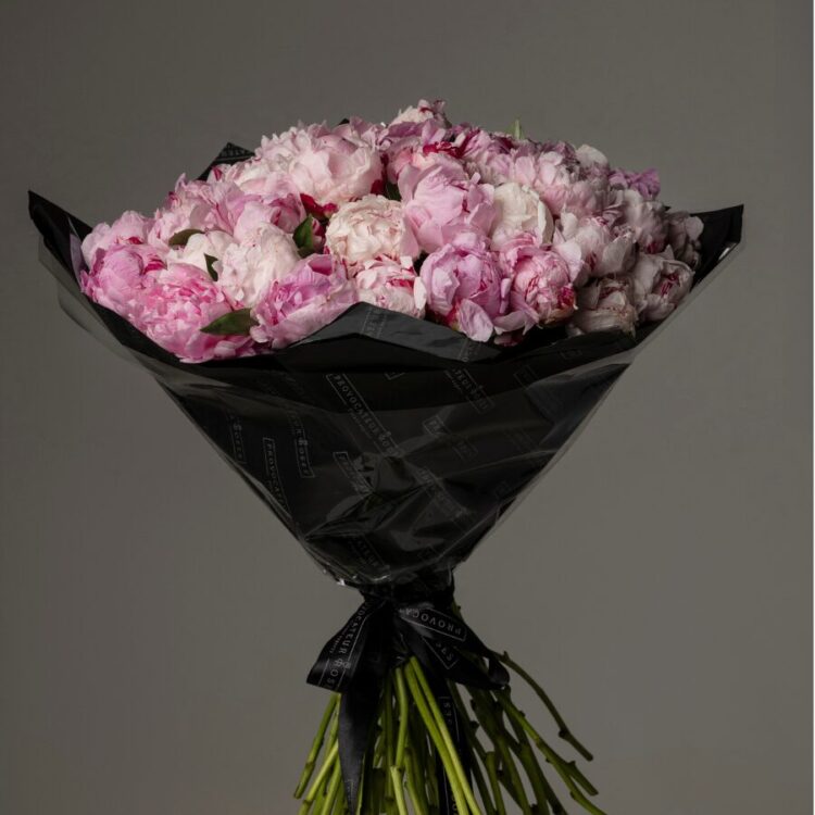 Ramo de Peonías Rosas