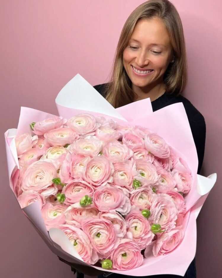 Pink Ranúnculos bouquet