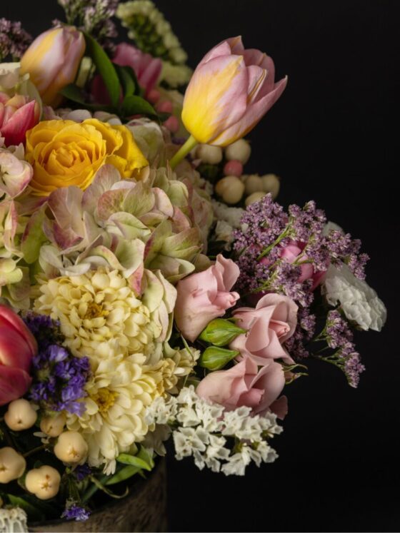 Premium Spring Bouquet - Imagen 4