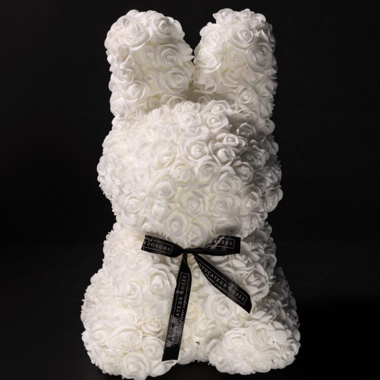 Flower Bunny Blanco