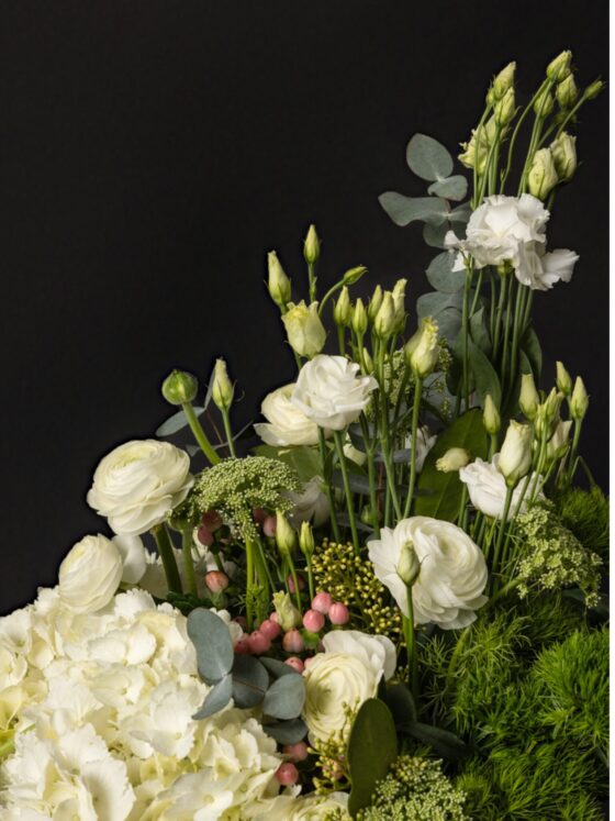Green & White Flower Box - Imagen 2