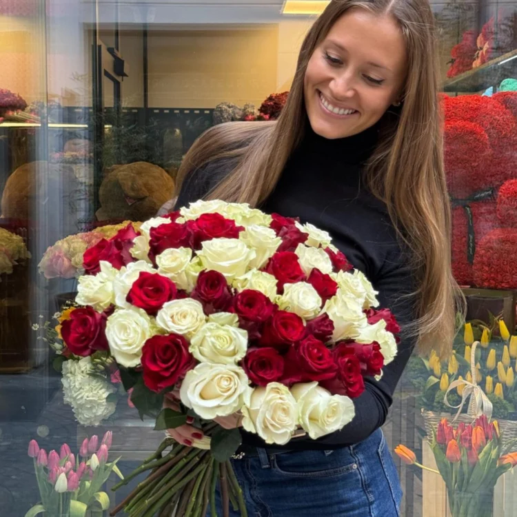 Two-tone Bouquet of 50 Roses