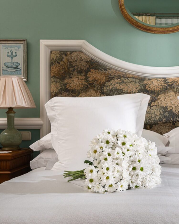 Ramo Margaritas Blancas – 10 Tallos