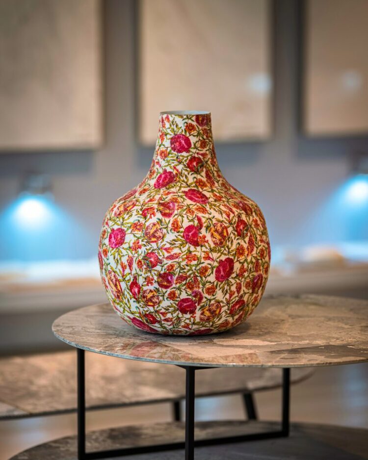 Jarrón Granada Majestuosa