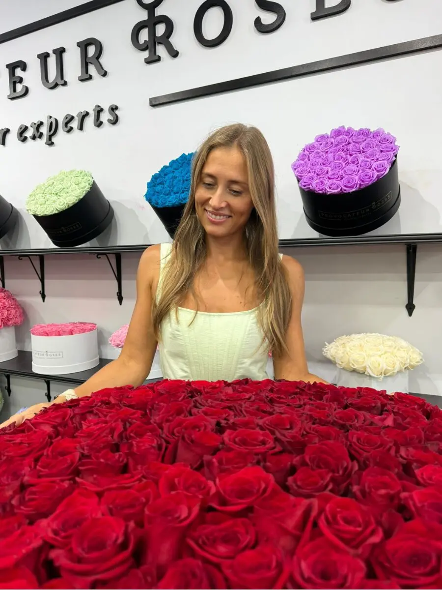 300 Red Roses - Image 4