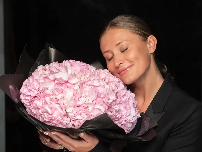 Pink Hydrangea Bouquet - Image 3