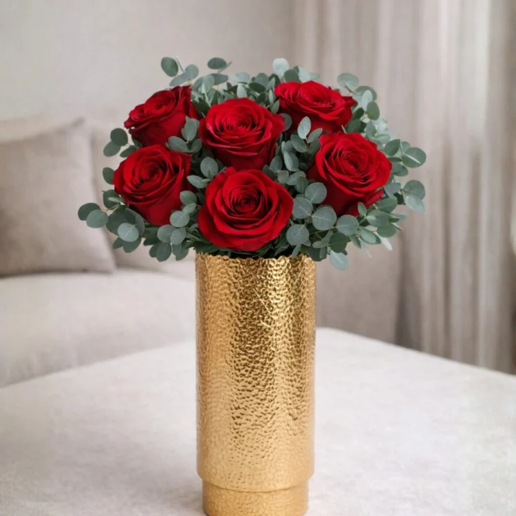 Red Roses Bouquet - Vase Included
