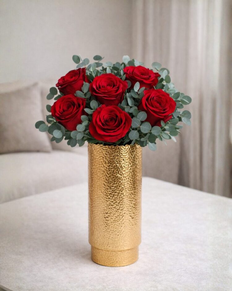 Red Roses Bouquet - Jarrón Incluido