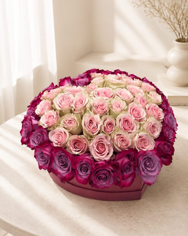 70 rosas en caja corazón