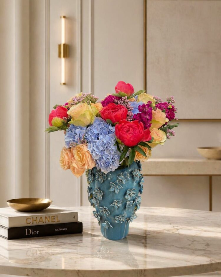 Bridgerton Bouquet con Jarrón